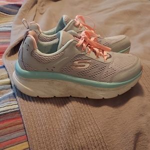 Skechers Relaxed Fit Sneakers